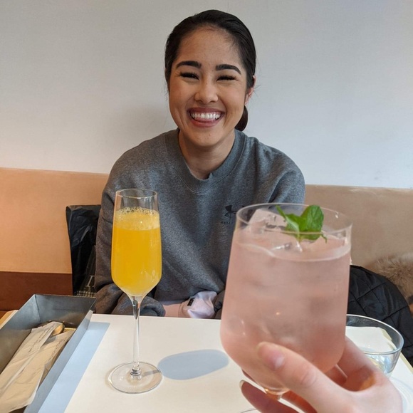 Meet your Posher, Michelle - Picture 3 of 5